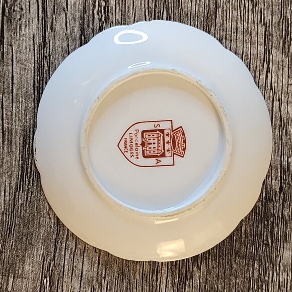 Vintage Miniature Limoges France Souvenir Porcelain Plate with Stand - Picture 7 of 9